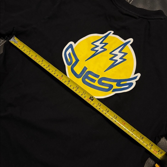 β‘οΈ π΅ β‘οΈ β’ π» GUESS? x J. Balvin x β20 Vibes πΊβ’ π΅ β‘οΈ π΅ - Picture 6 of 7